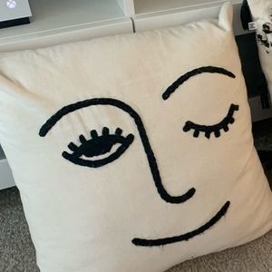 UO winky pillow